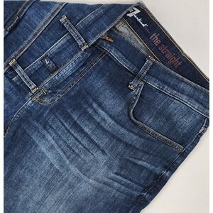 7 For All Mankind Shorts Men's Size 38 X 9 Blue Denim "The Straight" Stretch EUC